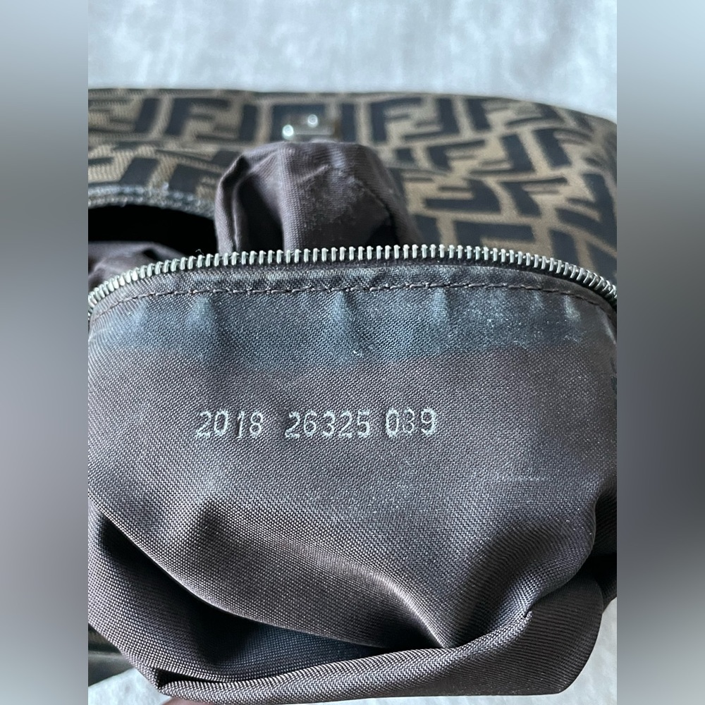 RESERVED FOR SAM - SOLD - Fendi Zucca Canvas Mamma Baguette Shoulder Bag - Picture 11 of 17